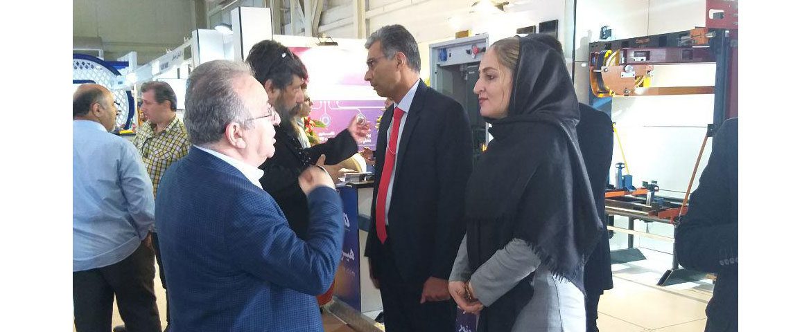 بازدید هیئت مدیره اسبق سندیکا از غرفه هیرو آسانسور